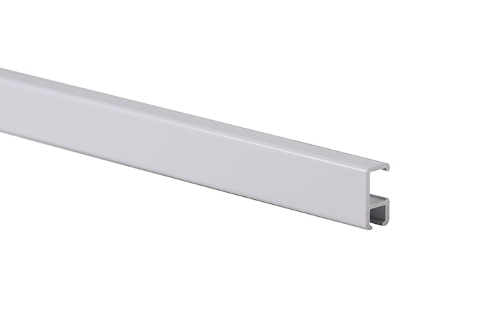 Pendure seus quadros com STAS minirail (150 cm); sistemática máxima eficiência.